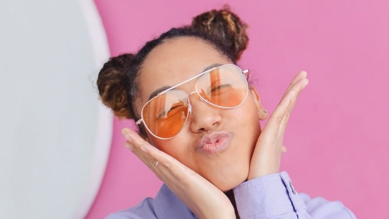 Les Bonnets en Soie peuvent-Ils vraiment protéger les cheveux bouclés ? - Caribbean Curls
